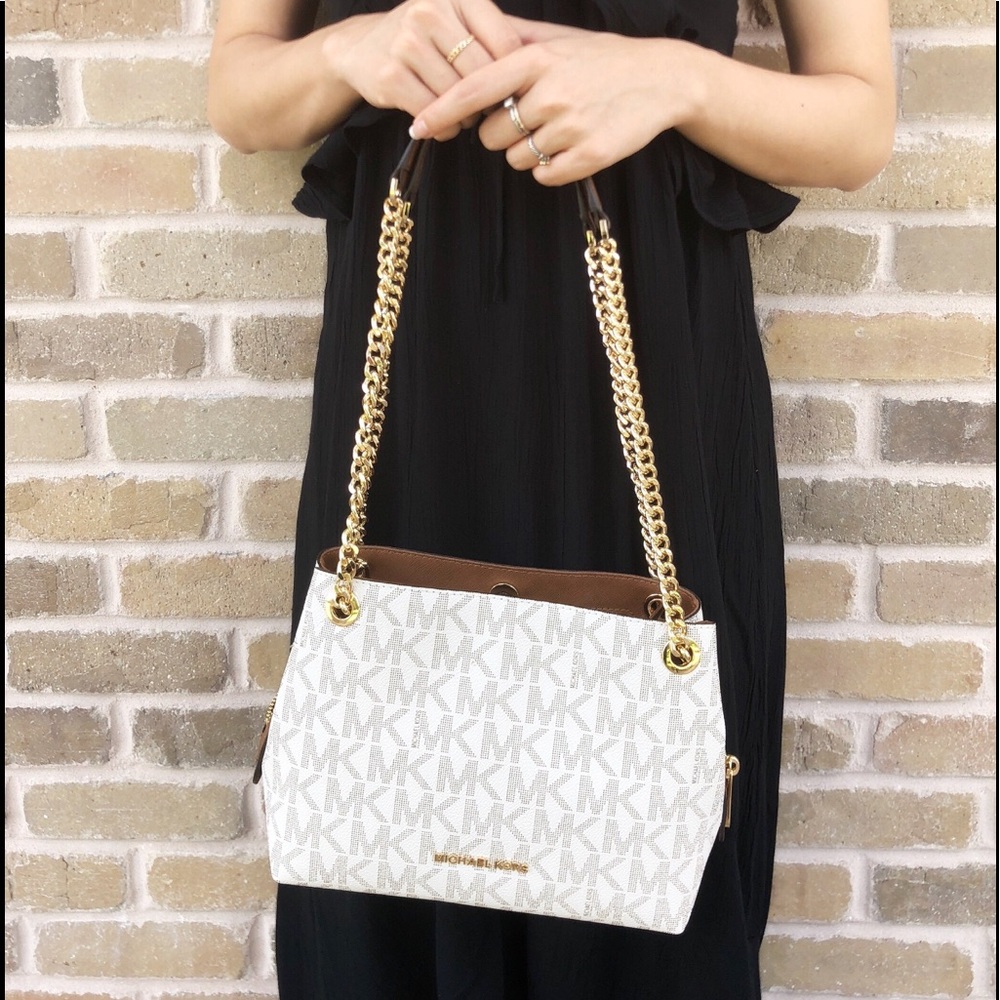 SALE👜💕- Michael Kors Small Chain Tote - Picture 2 of 6